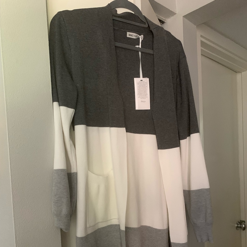 New never worn Cardigan